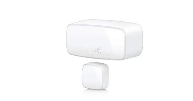 White Eve Door & Window sensor with its smaller square magnet