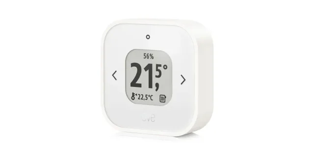 Eve Thermo Control showing room temperature, target temperature and humidity on its E-Ink screen
